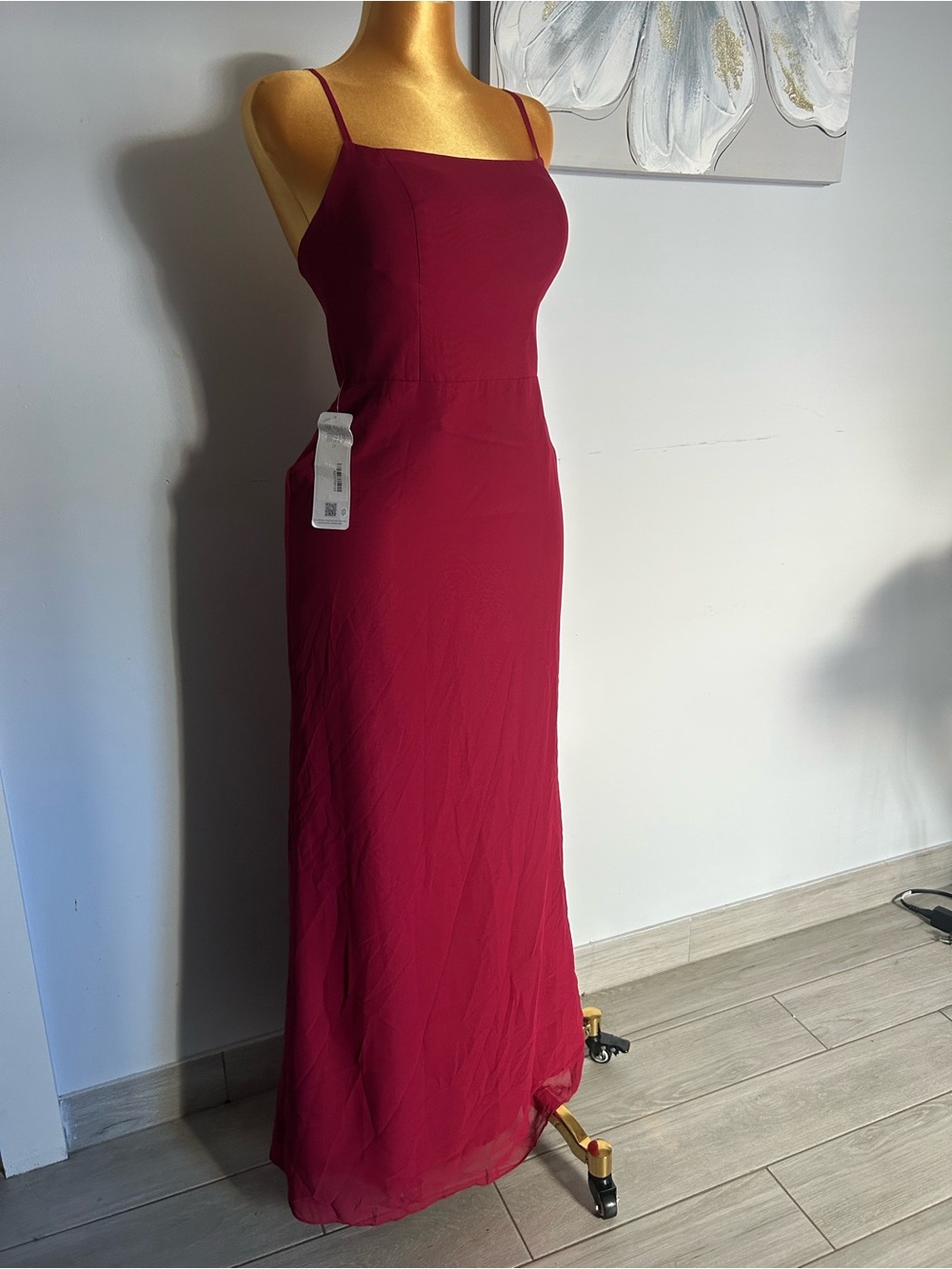 Elegant Spaghetti Strap Maxi Dress in Deep Wine